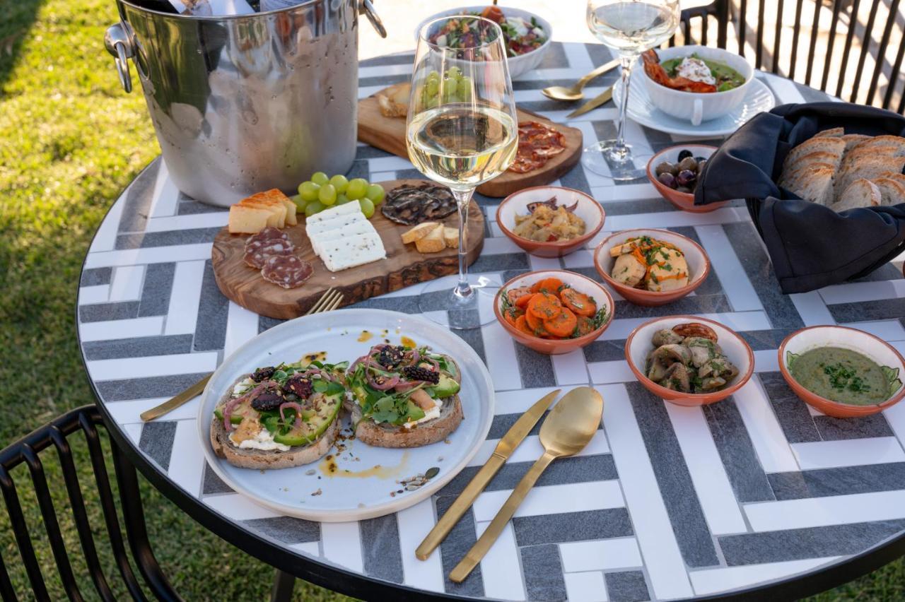 מורה Lilases Boutique House & Garden מראה חיצוני תמונה